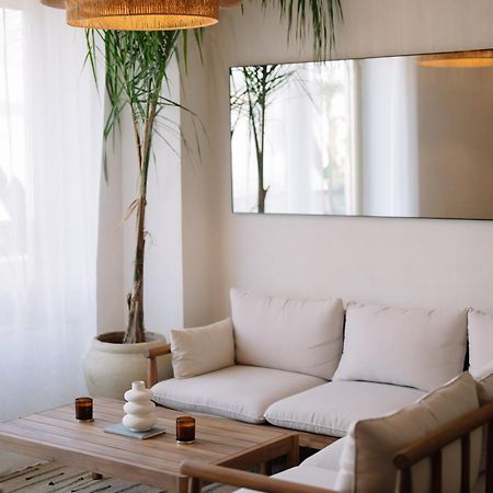 Taga Suites カターニア エクステリア 写真
