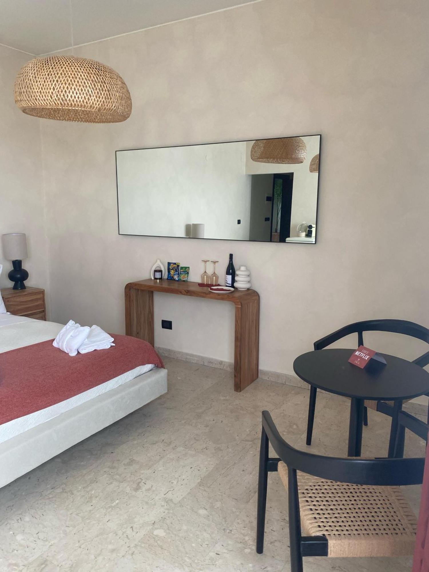 Taga Suites カターニア エクステリア 写真